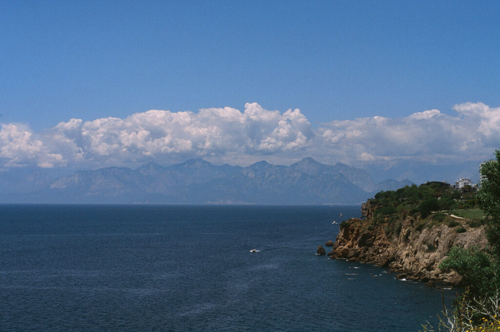 kalnu līcis.